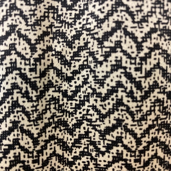 Vintage herringbone silk top! - Picture 5 of 6